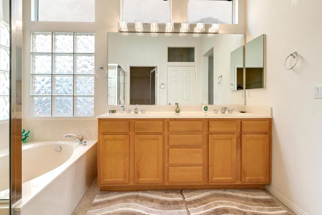 35916 Calloway Lane, Palm Desert, CA 92211