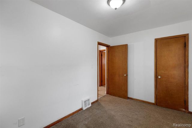 11454 Saint Patrick Street, Detroit, MI 48205