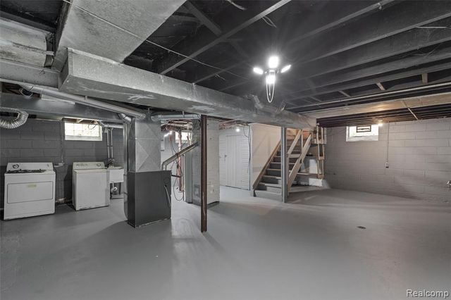 11454 Saint Patrick Street, Detroit, MI 48205