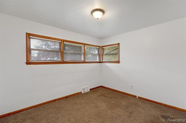 11454 Saint Patrick Street, Detroit, MI 48205