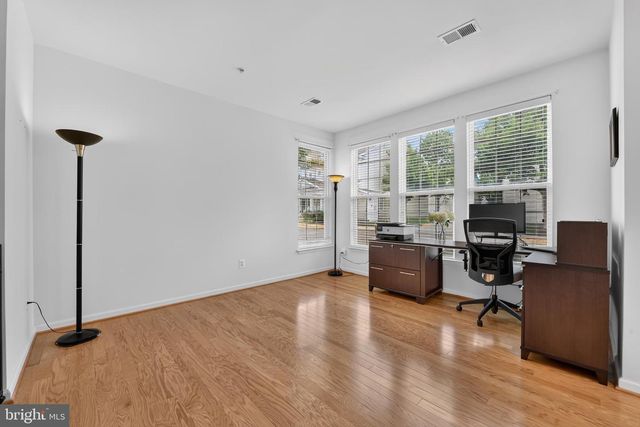43081 ZANDER TER, Ashburn, VA 20147