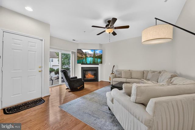 43081 ZANDER TER, Ashburn, VA 20147