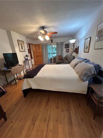 1156 NE Marsh Drive NE, Townsend, GA 31331