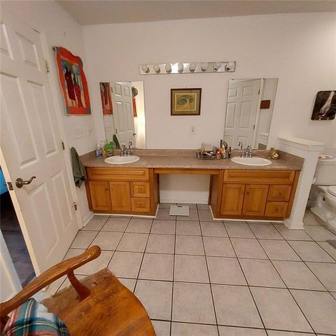 1156 NE Marsh Drive NE, Townsend, GA 31331