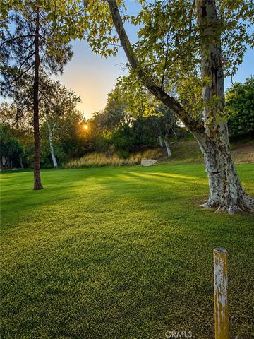 10151 Larwin 3, Chatsworth, CA 91311