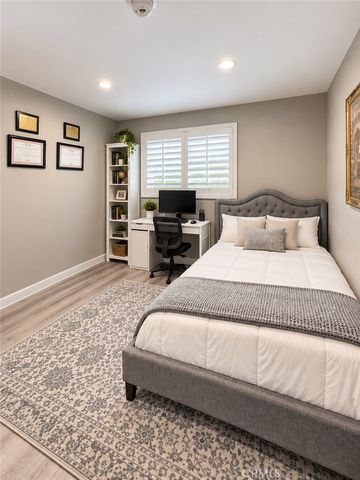 10151 Larwin 3, Chatsworth, CA 91311