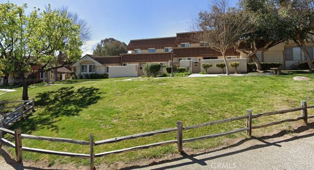 10151 Larwin 3, Chatsworth, CA 91311