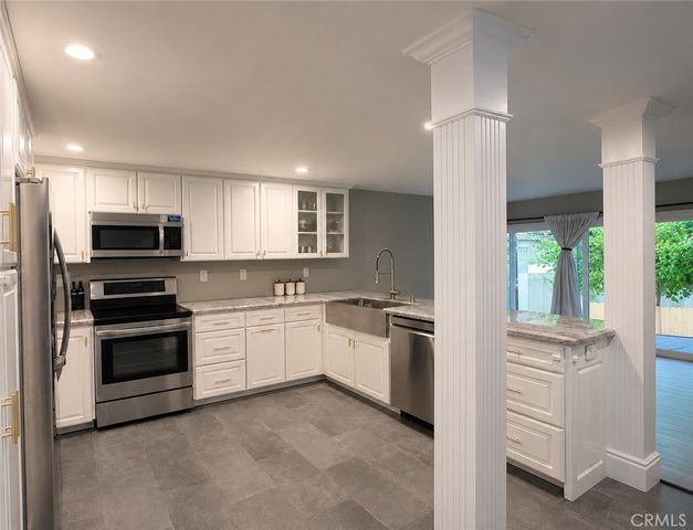 10151 Larwin 3, Chatsworth, CA 91311