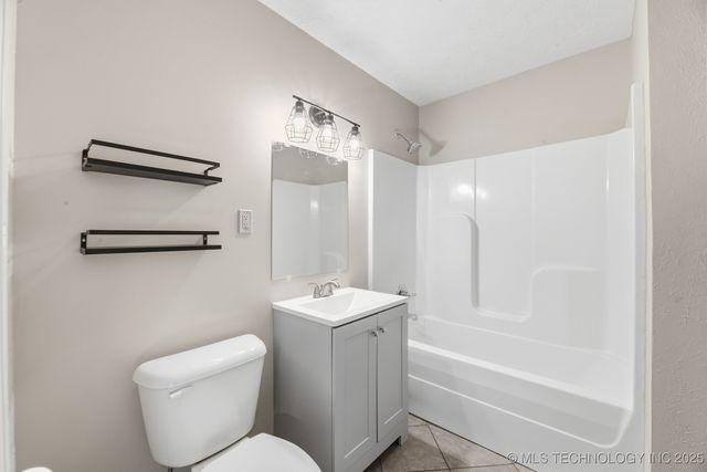 313 N Cummings Avenue, Bartlesville, OK 74006