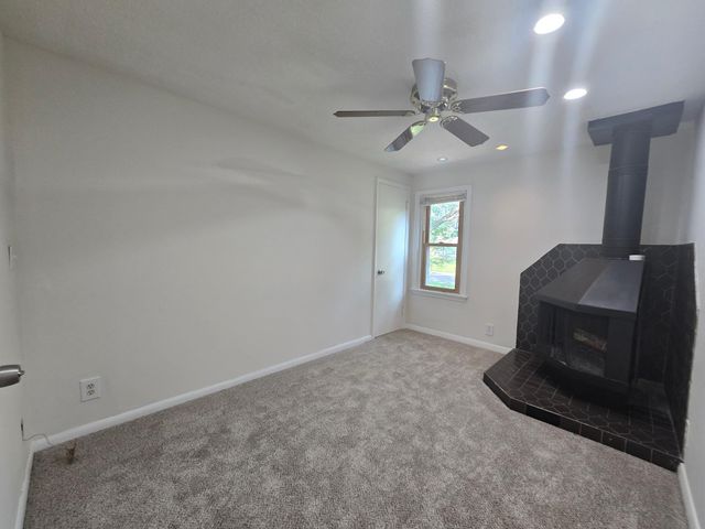 3815 Oak Street N, Brooklyn Center, MN 55429