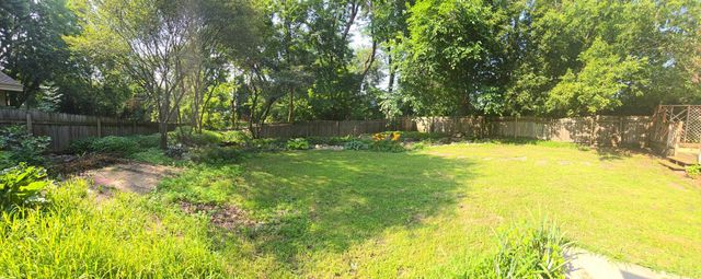3815 Oak Street N, Brooklyn Center, MN 55429