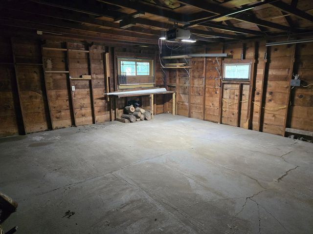 3815 Oak Street N, Brooklyn Center, MN 55429