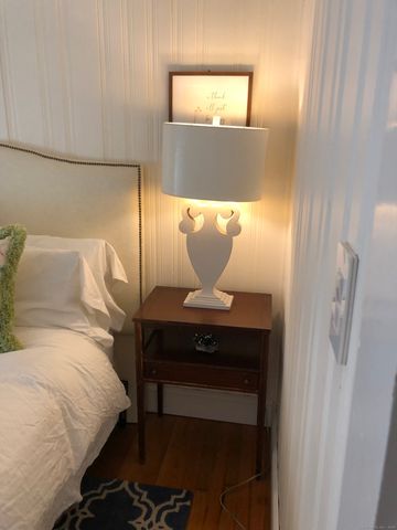 9 Rowland Place, Westport, CT 06880