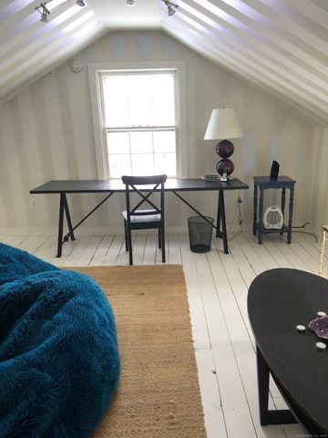 9 Rowland Place, Westport, CT 06880