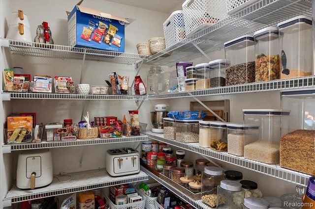 20714 Frisco Drive, Clinton Township, MI 48038