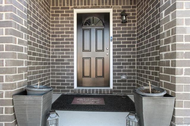 20714 Frisco Drive, Clinton Township, MI 48038