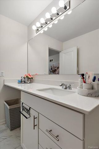 20714 Frisco Drive, Clinton Township, MI 48038