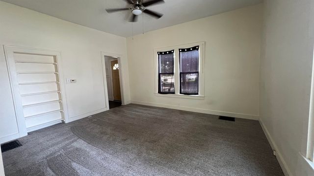 112 E Hale Street, New Hampton, IA 50659