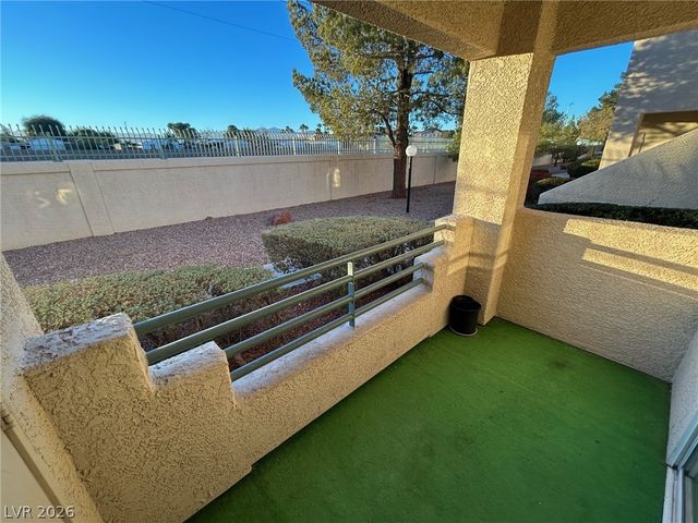 5415 West Harmon Avenue 1022, Las Vegas, NV 89103