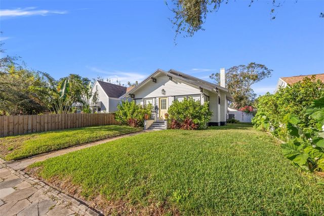 2747 3RD AVENUE N, St Petersburg, FL 33713