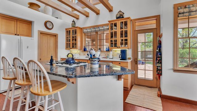 535 Cacahuate SW, Albuquerque, NM 87105