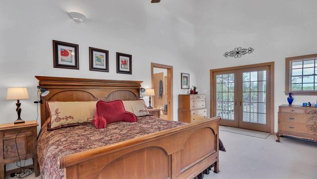 535 Cacahuate SW, Albuquerque, NM 87105