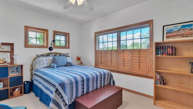 535 Cacahuate SW, Albuquerque, NM 87105