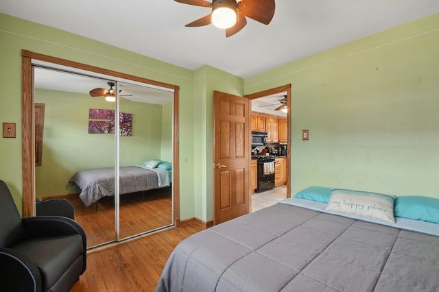 7944 Austin Avenue, Burbank, IL 60459