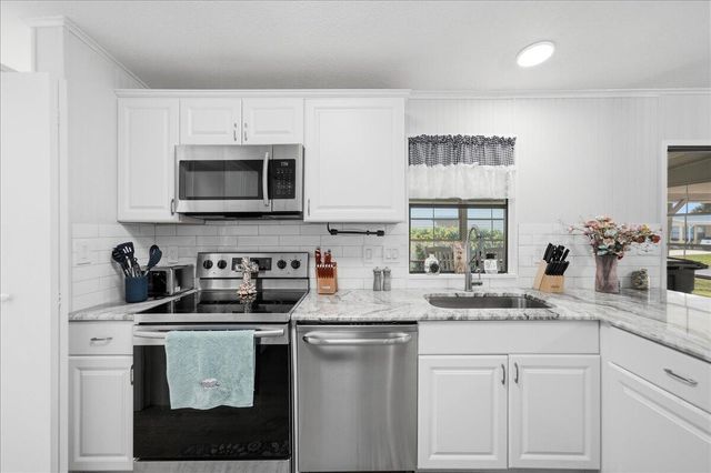 222 Sandy Bottom Place, Fort Pierce, FL 34982