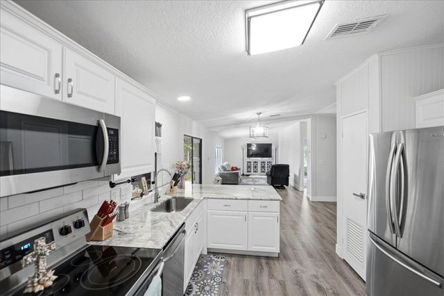 222 Sandy Bottom Place, Fort Pierce, FL 34982