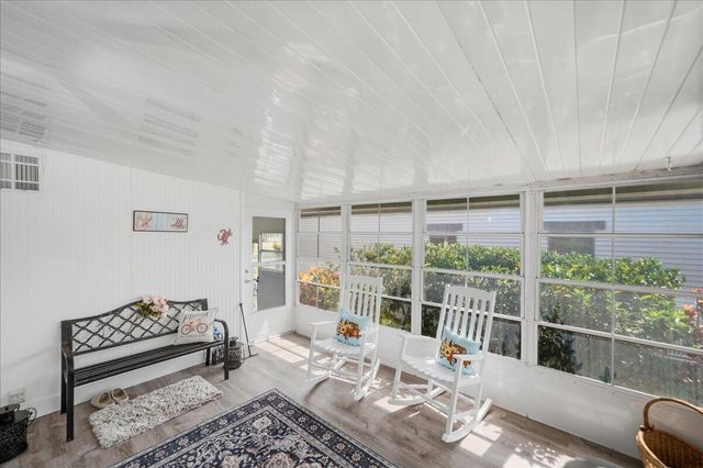 222 Sandy Bottom Place, Fort Pierce, FL 34982
