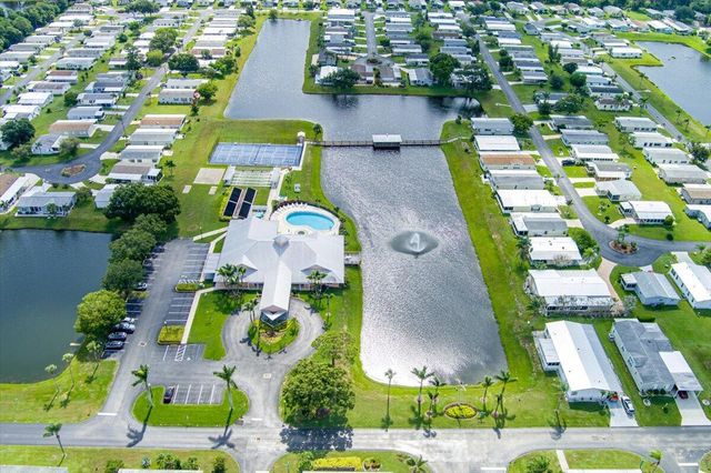 222 Sandy Bottom Place, Fort Pierce, FL 34982