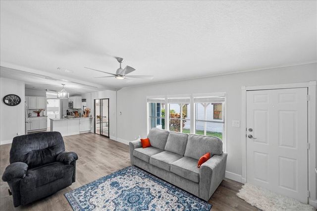 222 Sandy Bottom Place, Fort Pierce, FL 34982