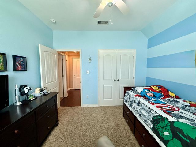 112 Jefferson, Clute, TX 77531