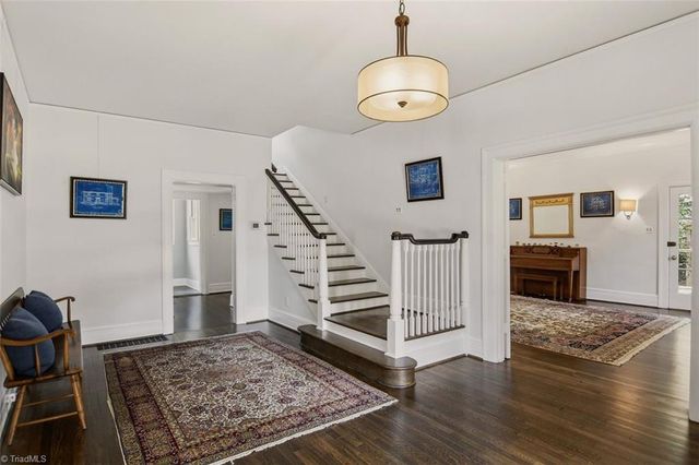 419 N Stratford Road, Winston-salem, NC 27104