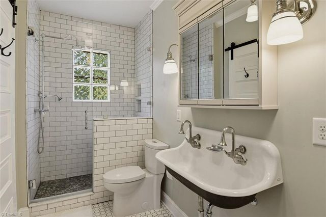 419 N Stratford Road, Winston-salem, NC 27104