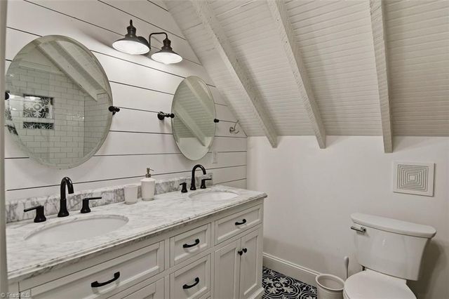 419 N Stratford Road, Winston-salem, NC 27104