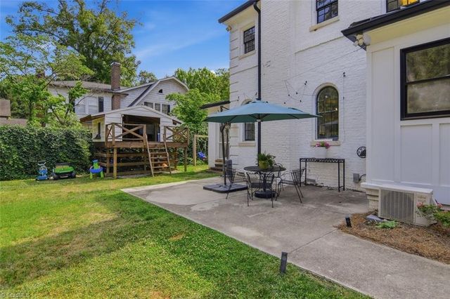 419 N Stratford Road, Winston-salem, NC 27104