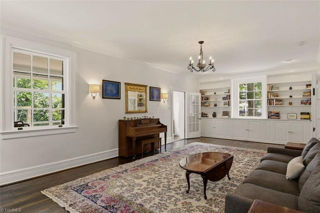 419 N Stratford Road, Winston-salem, NC 27104