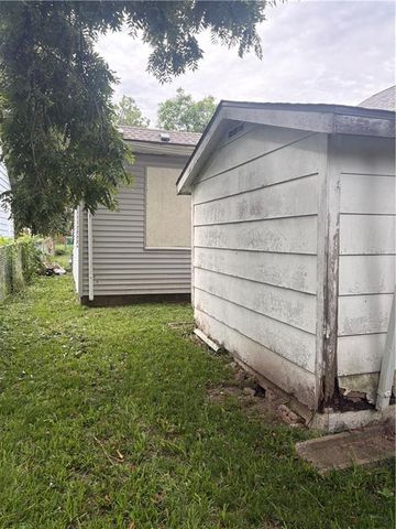 2524 Essex Street, Kansas City, KS 66103