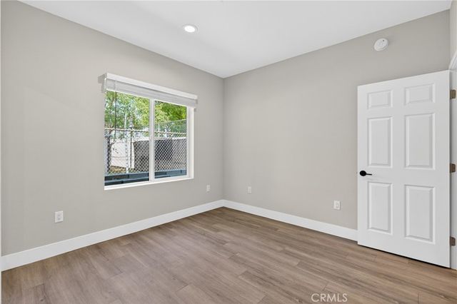 8414 Burnet Avenue, North Hills, CA 91343