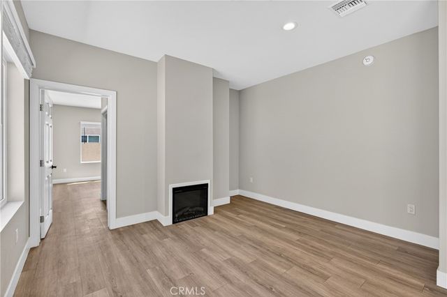 8414 Burnet Avenue, North Hills, CA 91343