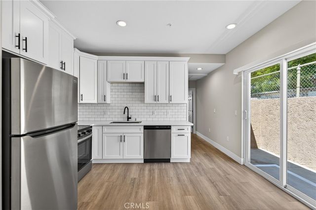 8414 Burnet Avenue, North Hills, CA 91343