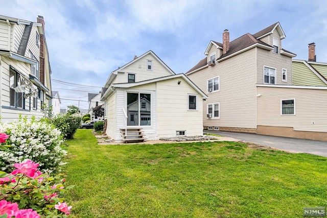 140 Harrison Street, Bloomfield, NJ 07003