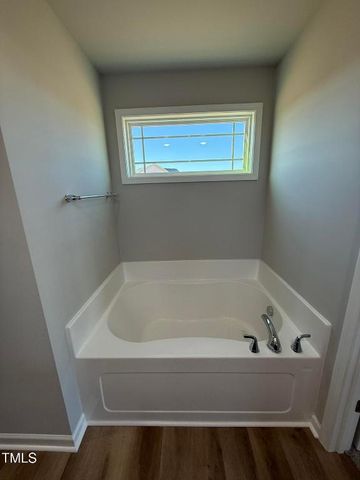 90 Faucette Drive, Selma, NC 27576