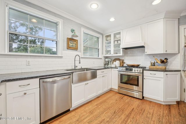 4125 TIMUQUANA Road, Jacksonville, FL 32210