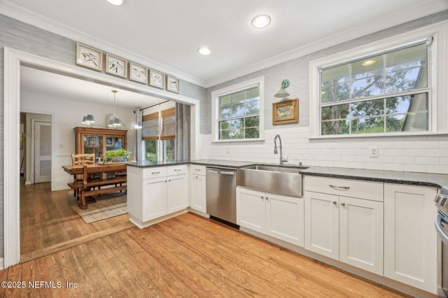 4125 TIMUQUANA Road, Jacksonville, FL 32210