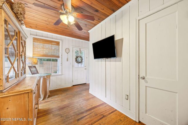 4125 TIMUQUANA Road, Jacksonville, FL 32210