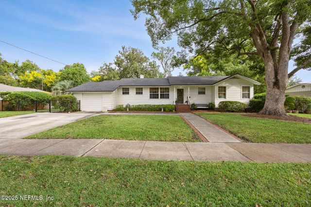 4125 TIMUQUANA Road, Jacksonville, FL 32210