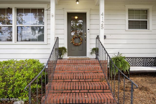 4125 TIMUQUANA Road, Jacksonville, FL 32210